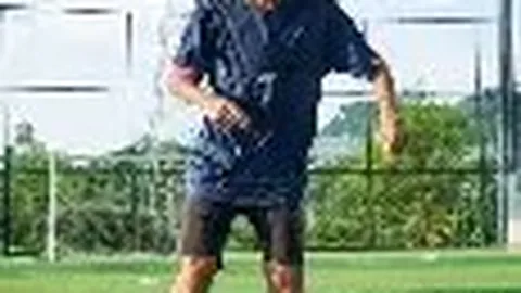 激战柔佛新山！申花双星阿苏埃联手路易斯，吴曦、李可领衔出战，巅峰对决一触即发！